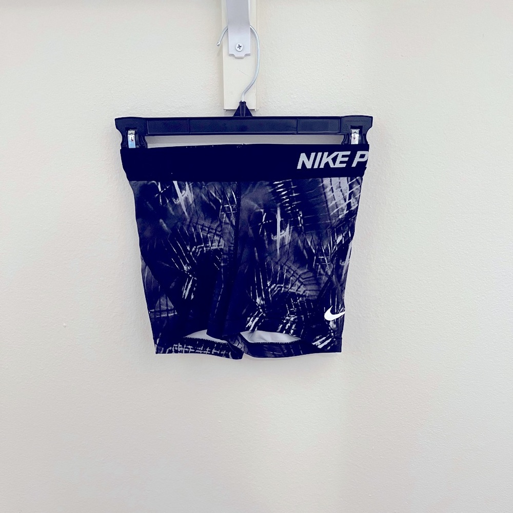 Nike pro work out shorts - Size X-Small